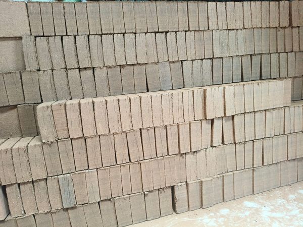 Coco Peat Blocks Bulk Stack